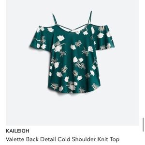 NWT Kaleigh cold shoulder top